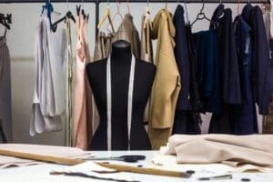 how to track business expenses as a freelance fashion stylist